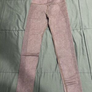 NWT Offline by Aerie Seamless 7/8 Leggings Medium in dark brown